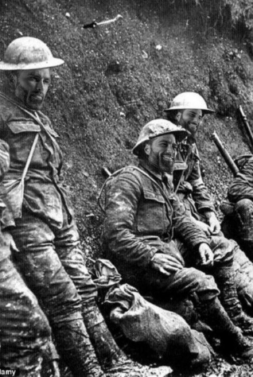 Iconic WW1 trench warfare photo in 4k

Tap, hold, and select View in 4k