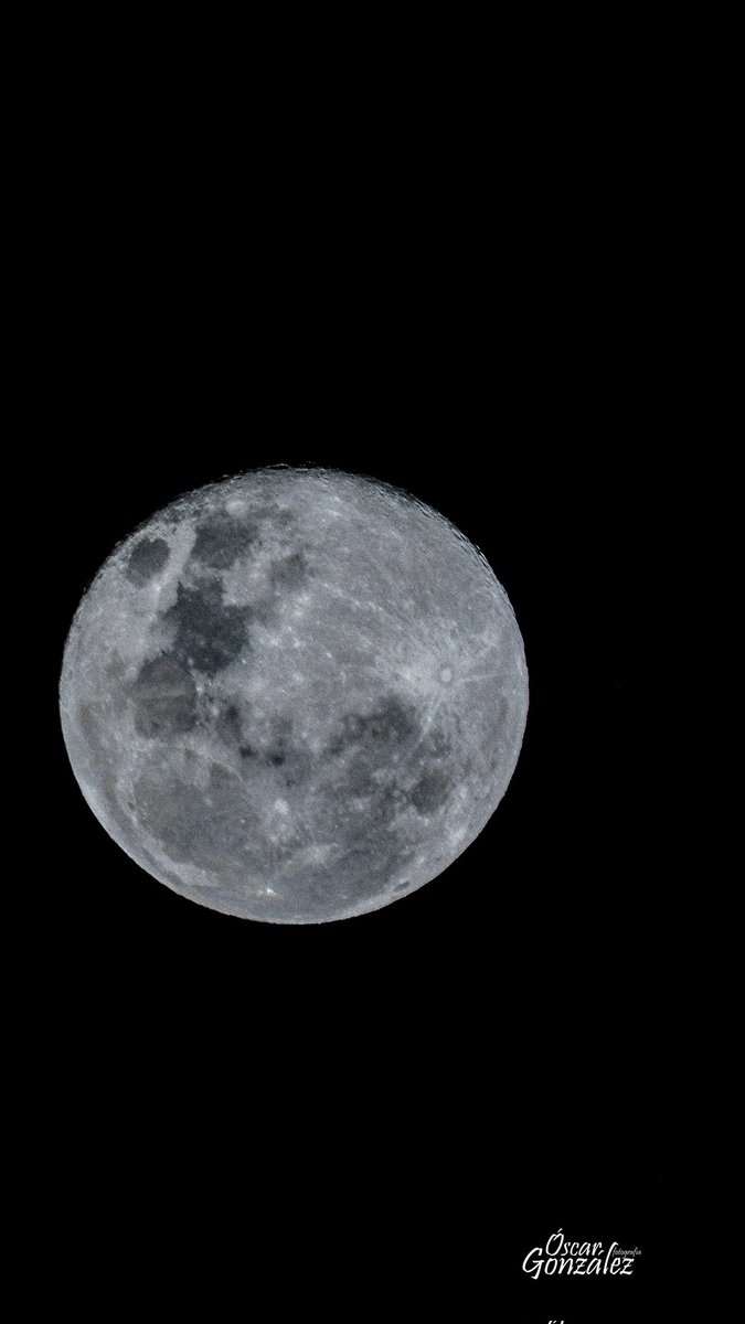 oscarjagonpra's tweet photo. ⓪⑥ “Y sé que noche con noche, va creciendo más y más… Deja que salga la Luna”.
📸 https://t.co/Ty5Gnnt5C2

#luna #moon #moonlight #fullmoon #moonlovers #lunallena #moonphotography #nightsky #ENE14 https://t.co/2NEXfMsdwb