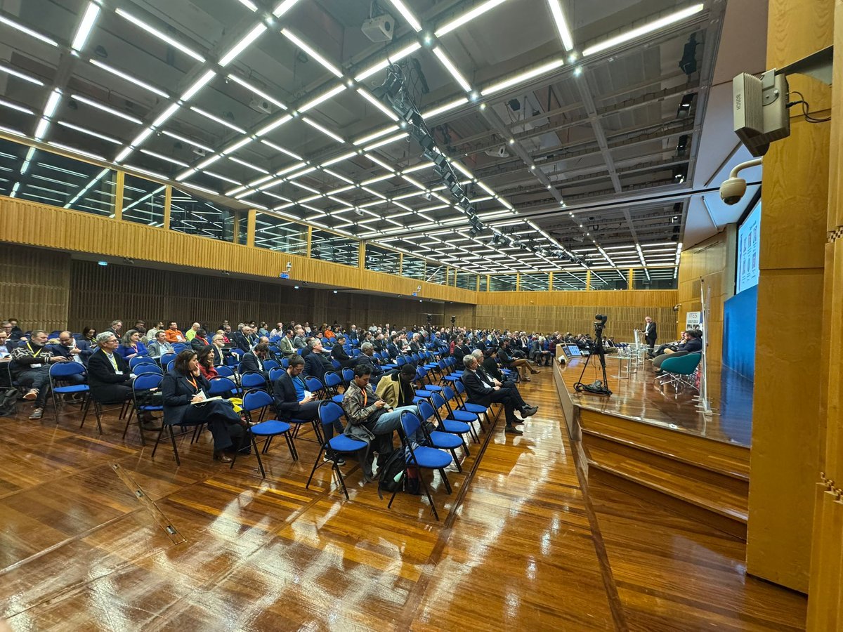AlloniaIA's tweet photo. L'événement d'hier sur la souveraineté technologique a été un véritable succès.
C'était l'occasion parfaite pour annoncer notre partenariat avec @konversoai .
👉 En savoir + sur ALLONIA : https://t.co/W0Jl02k5Ee
👉 En savoir + sur Konverso : https://t.co/21sN6DxqJ1

#event #AI https://t.co/FllLFFu6GH
