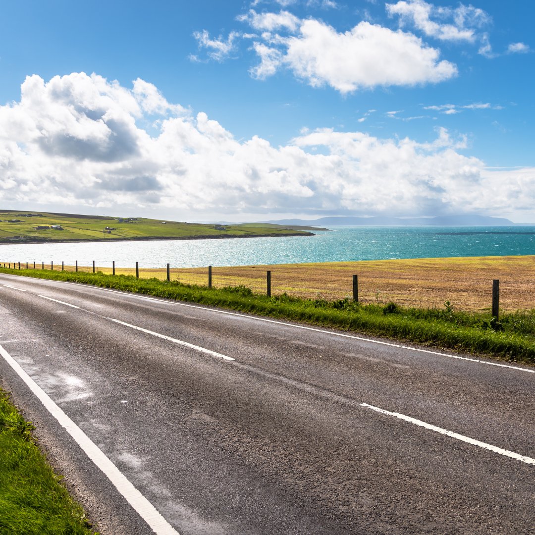 GoExploreScot's tweet image. Ready for a summer full of exploration? ☀️ Whether it’s coastal drives or discovering hidden gems, book your motorhome adventure early and make summer 2025 one for the album! 🏞️