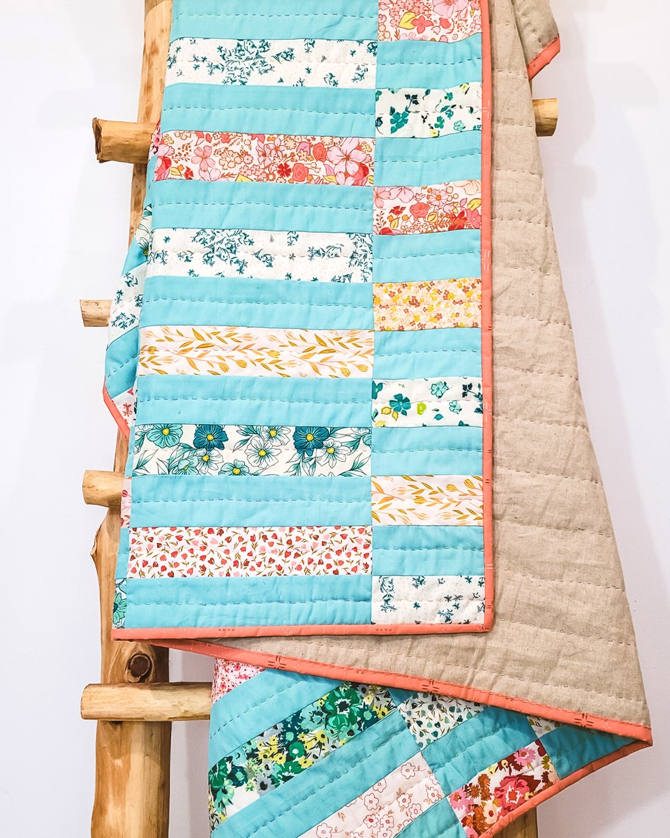 ArtGalleryFab's tweet image. Got scraps and strips lying around, waiting for their moment to shine? Say hello to the Nickel and Dime Quilt! 

bit.ly/40uiX3o

#ArtGalleryFabrics #AGFBloomcore #ScrapQuilting #NickelAndDimeQuilt #AGFLinen #QuiltInspo #ScrapBuster