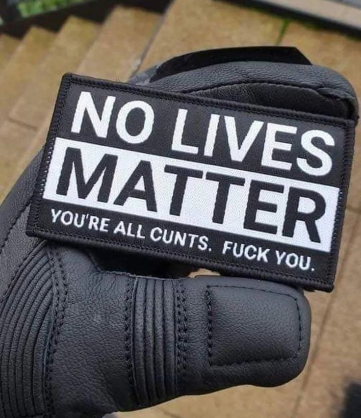 Sandford_Police's tweet image. As part of our commitment to frontline staff we have made sure our Uniform Code has been updated to show our new motto

All officers will be able to wear this patch on any uniform in public facing roles
