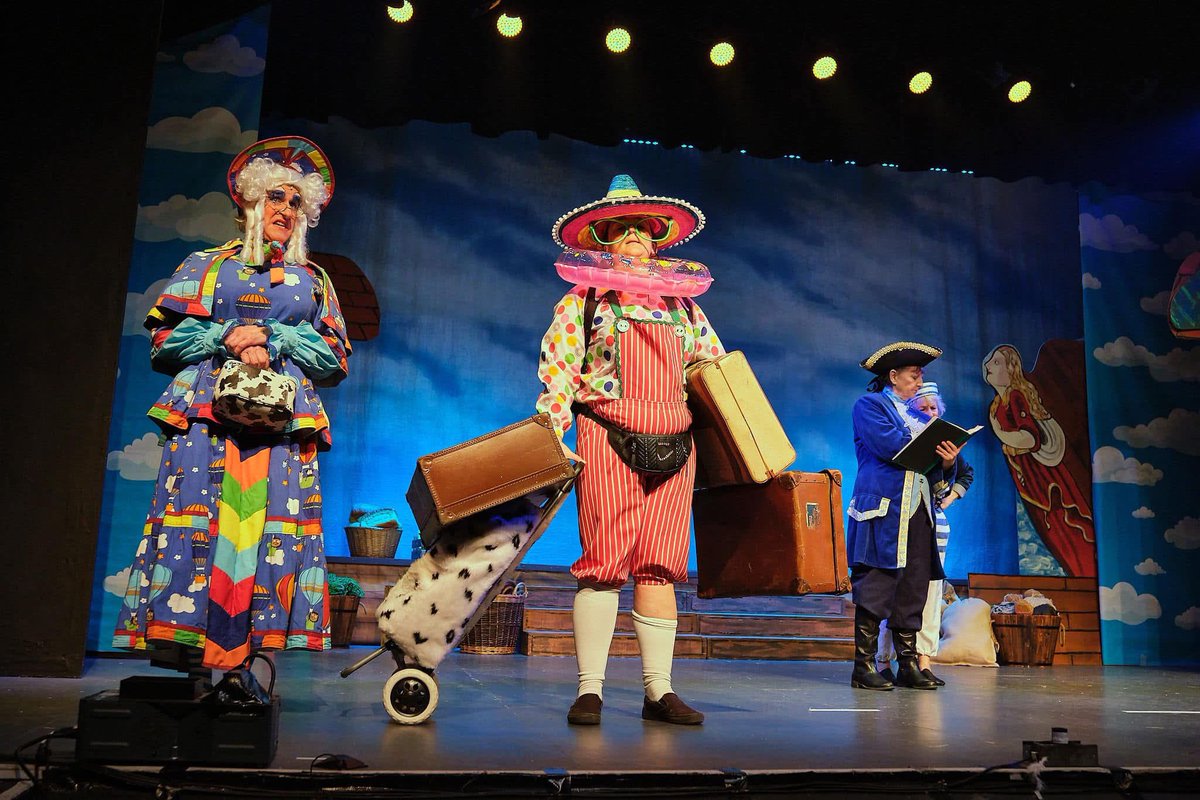 Whitby's Apollo Players tweet media