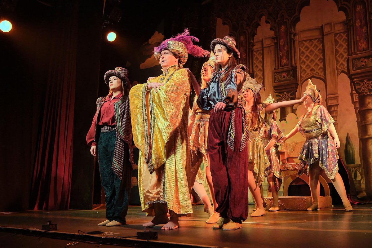 Whitby's Apollo Players tweet media