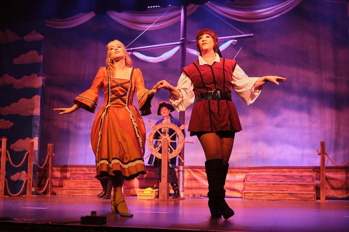 Whitby's Apollo Players tweet media