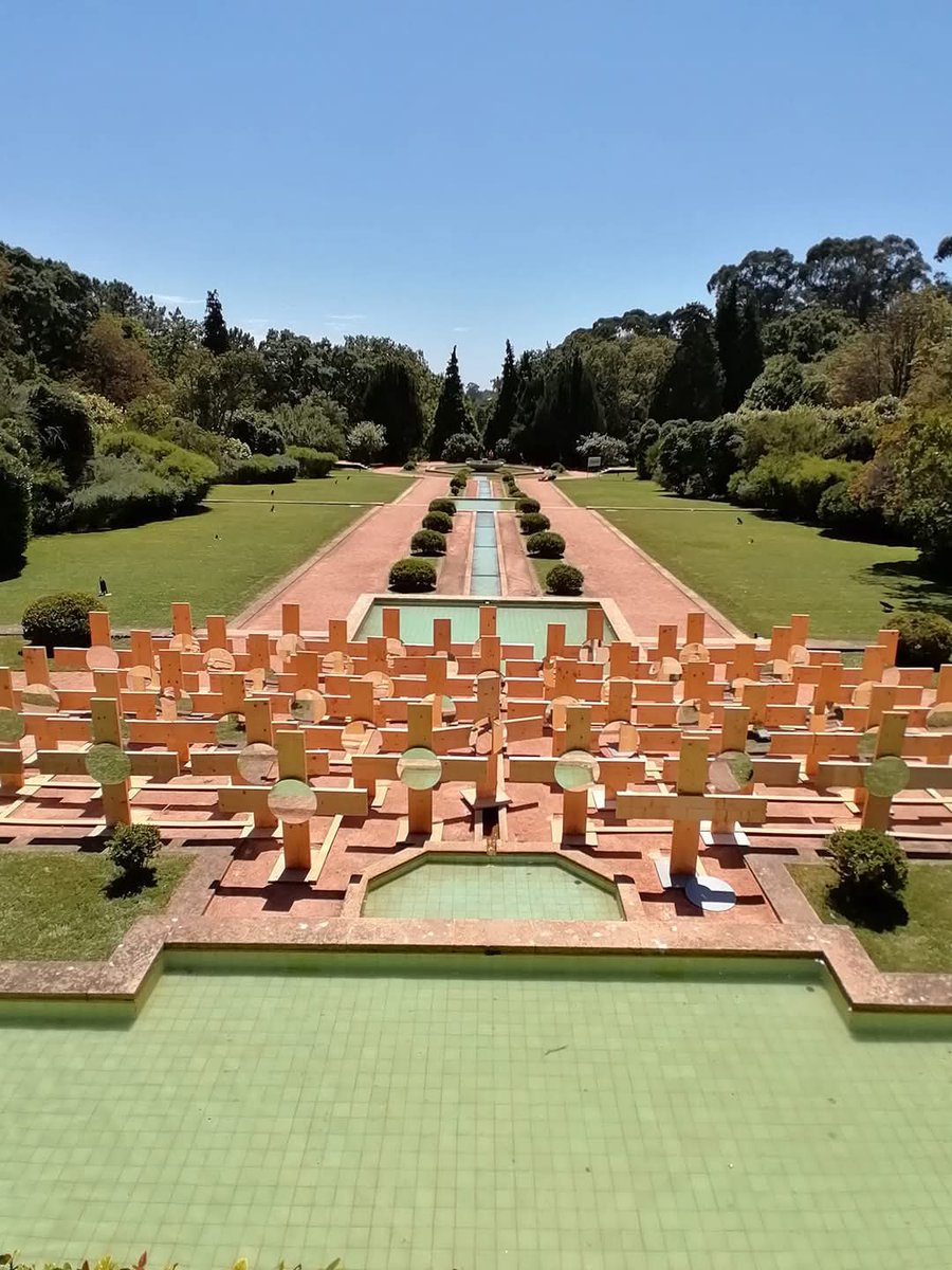 skymanuelima's tweet image. A Fundação de Serralves está localizada no Parque de Serralves na cidade do Porto, em Portugal, onde está instalada a Casa de Serralves e o Museu de Arte Contemporânea de Serralves. #Fundação #Serralves #Casa_Serralves #Museu_de_ArteContemporânea #Porto #arte #travelphotography