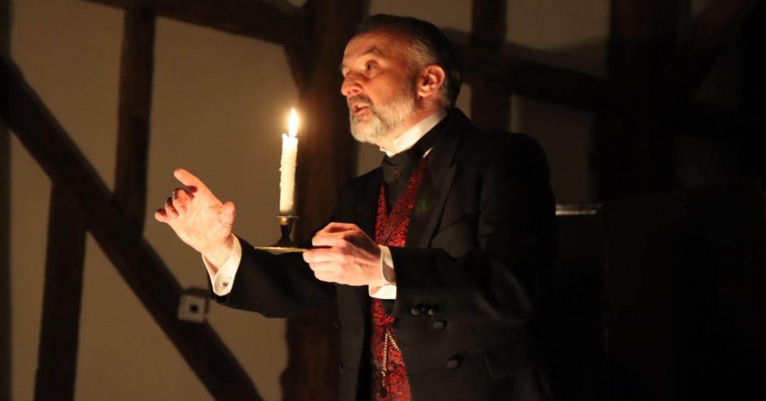 The Beacon (@beacon_school) on Twitter photo 🦇Year 7 welcomed <a href="/TheatreRedheart/">Redheart Theatre</a> to school to enhance their studies & tell some chilling #GothicTales
🌙Two grisly #stories were #performed: #TheRedRoom by H.G. Wells & TheTellTaleHeart by Edgar Allan Poe
🔗News story: bit.ly/4fTwMNn
#Performance #Immersive #Theatre 🦇Year 7 welcomed <a href="/TheatreRedheart/">Redheart Theatre</a> to school to enhance their studies & tell some chilling #GothicTales
🌙Two grisly #stories were #performed: #TheRedRoom by H.G. Wells & TheTellTaleHeart by Edgar Allan Poe
🔗News story: bit.ly/4fTwMNn
#Performance #Immersive #Theatre