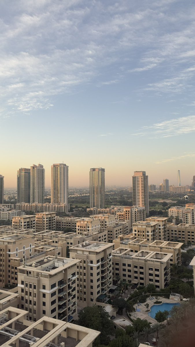 dubaby_ae's tweet photo. 📍Al Shaiba Tower, Barsha Heights. Fun? #alterdubai #alteruae #alterdxb https://t.co/ciBRUT30IS
