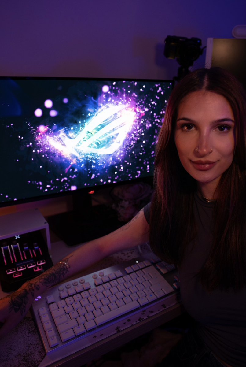 🫵🏽 audumb tweet media