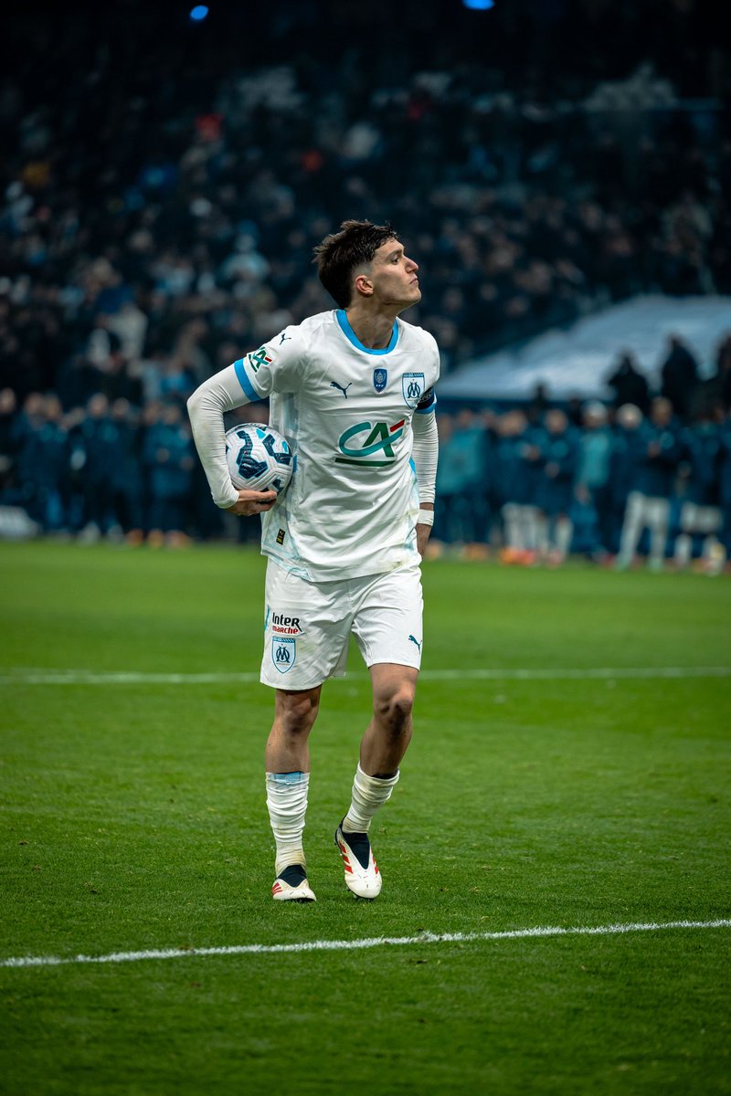 EliasElgt's tweet photo. Petit 𝐓𝐡𝐫𝐞𝐚𝐝 sur ma première avec l’@OM_Officiel 📸🩵

On commence avec le capi des capo @Gio_Balerdi ✨ https://t.co/gi4lASJqN1