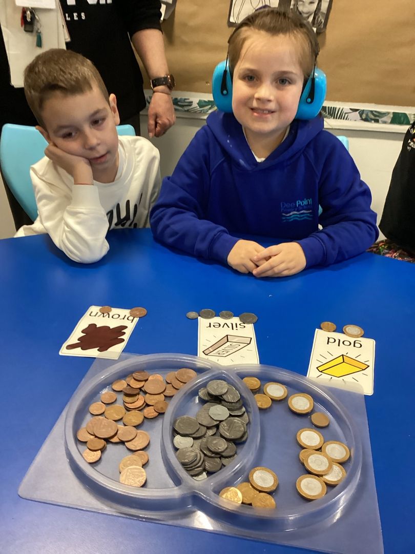 DeePointPine tweet media