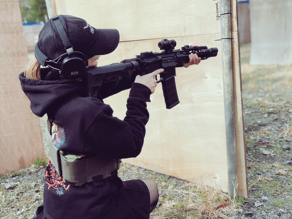 fuyu1212_'s tweet image. #アサルトライフルを構えるとフォローやRTが来るらしい