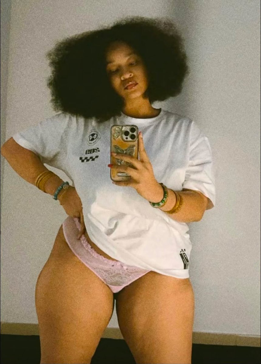 100GiantSteps's tweet image. Yummy 😋😋😋👅👅👅