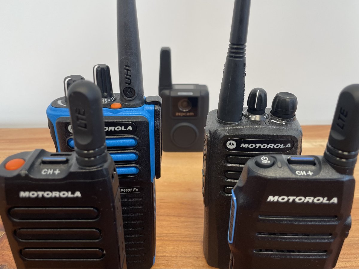 firecom_nl's tweet photo. Huur onze devices voor uw evenement! 🧷
Verhoog de veiligheid van je team en bezoekers met één druk op de knop van onze verhuur oplossingen. ➡️Bekijk nu onze oplossingen en ontdek welke oplossing bij uw evenement past: https://t.co/0kZzq31ljm 
#Portofoonshuren #RentalByFirecom https://t.co/Oa3AA1msnx