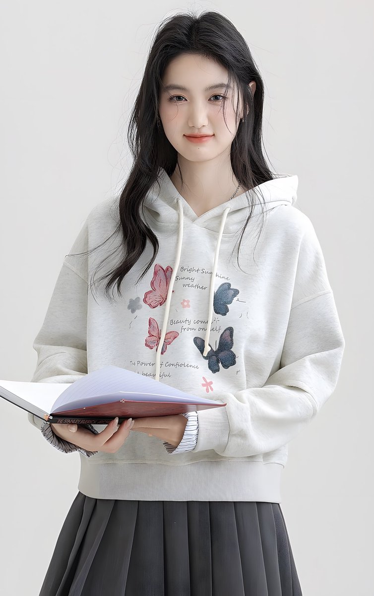 RSi_CEO's tweet photo. For this photo shoot of clothes, I tried to keep the results as simple as possible.
The camera settings were set to the default values and the lighting settings were also set to the default values.

#rsient #photographer
#photography #artdesign https://t.co/TEDDhTKu7L