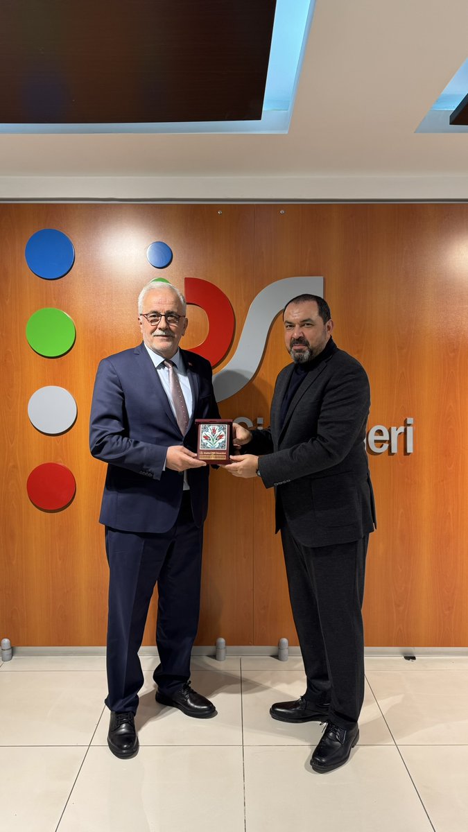 B_Sistemleri's tweet photo. 🎓🤝 Sabahattin Zaim Üniversitesi ile Bilgi Sistemleri A.Ş. arasında, mühendislik fakültesi son sınıf öğrencilerimize staj imkanı sunulmasını sağlayacak önemli bir protokol imzalandı.

Bu anlamlı iş birliği sürecinde, üniversitemizin değerli Rektörü Sn. Prof. Dr. Ahmet Cevat Acar @ACAcar10, Rektör Yardımcımız Sn. İsmail Küçük @_IKucuk  ve Yazılım Bölüm Başkanı Sn. Dr. Hakan Gençoğlu'nu ağırlamanın mutluluğunu yaşadık. 

Kendilerine nazik ziyaretleri ve destekleri için teşekkür ederiz. 

Bu iş birliği sayesinde öğrencilerimizin kariyer yolculuklarına değer katacak projelerde yer alacak olmalarından dolayı çok heyecanlıyız! 🎯

@bekirsamiN