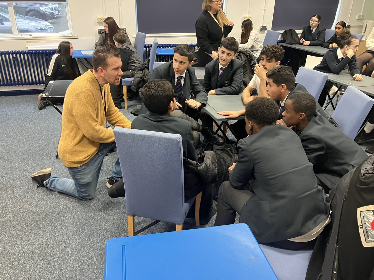 Year 9 engaging in the careers carousel!