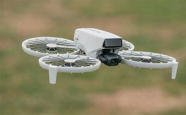 🚁 Meet the #DJIFLIP – compact, smart, and built for adventure!

✨ Features:
✔️ Palm takeoff for on-the-go moments 🖐️
✔️ AI Subject Tracking for perfect framing 🤖
✔️ Foldable full-coverage propeller guard for lightweight safety 🛡️
🔗 dji.com/global/flip
#DJI  #PilotBay