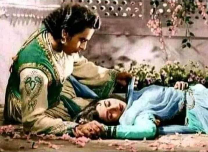 RahmanA1704848's tweet photo. उठो अनारकली अपनी ईमानदारी का लबादा उतर चुका है। 
शीशमहल तो छिन ही गया। अब दिल्ली की सल्तनत भी छिनने वाली है... 😜 

#केजरीवाल_का_भ्रटाचार
#केजरीवाल_भगाओ_दिल्ली_बचाओ
#Delhi4Congress
#IndianArmyDay
#BeatDepression 
#OBCVirodhiMuslimVirodhiAAP https://t.co/sryfNi7TXl