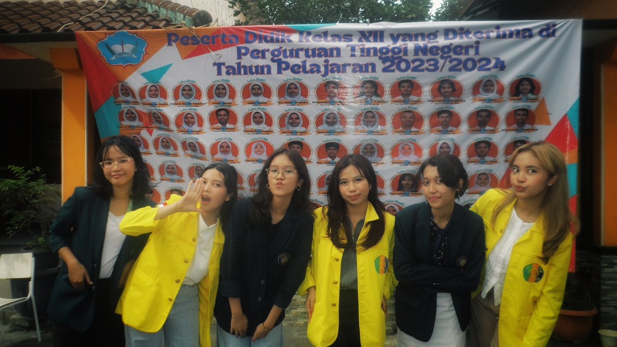 cialonica's tweet image. switching our almetsss 🫶🏻