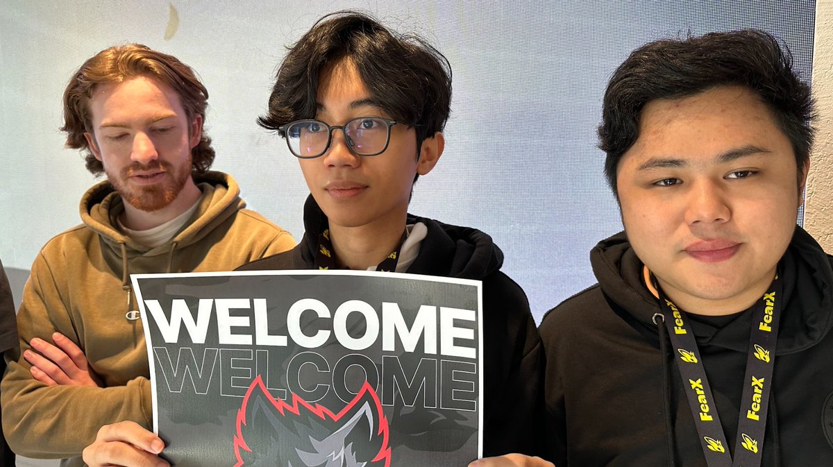 FEARXBOOTCAMP's tweet photo. Introducing @boomesportsid ! 🎮🔥

They’re set to debut at the 2025 VCT Pacific Kickoff on January 18th, and we’re doing our utmost to support them, ensuring they can bring their A-game to the first match.

※ Apologies to @BerserX_ fans—my aim isn’t as quick as his, so no eye-contact moments were shared. 😅

#VCTPacific #VCT #EsportsLife