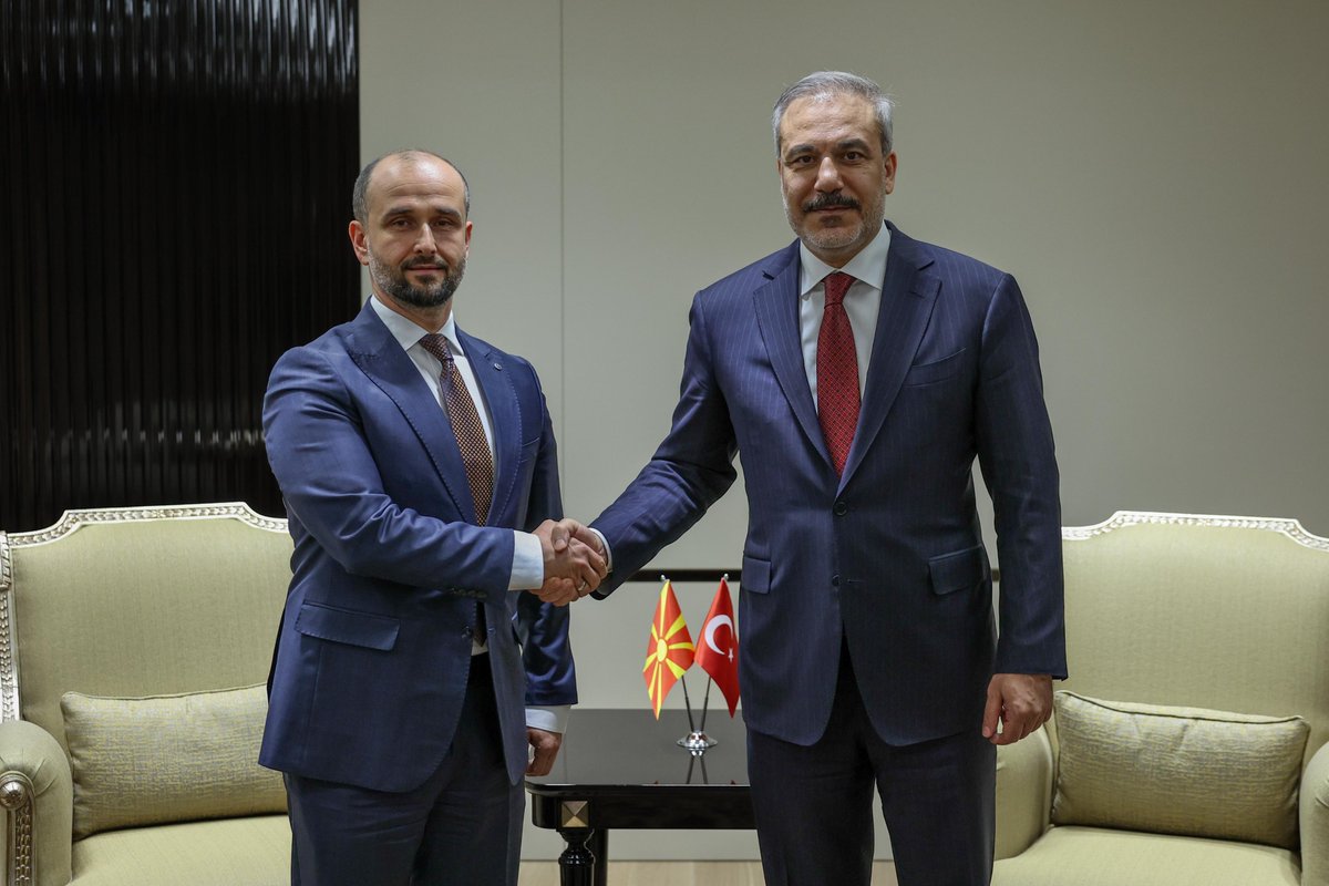 TC_Disisleri's tweet photo. Bakanımız @HakanFidan, Ankara'da Kuzey Makedonya Avrupa İşleri Bakanı Orhan Murtezani ile görüştü. 🇹🇷🇲🇰 https://t.co/ODZoog7GXh