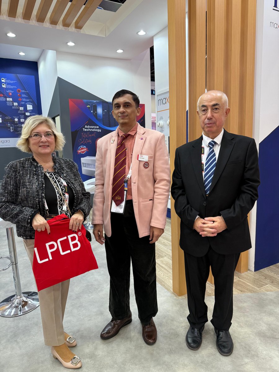 Mavili_Global's tweet image. We would like to extend our heartfelt thanks to Mr. Kamil Hamid from LPCB for visiting our stand. It was a pleasure to host you!  #mavili #LPCB #maxlogic #mavigard #firedetection #fireandgasdetection #generatingconfidence
