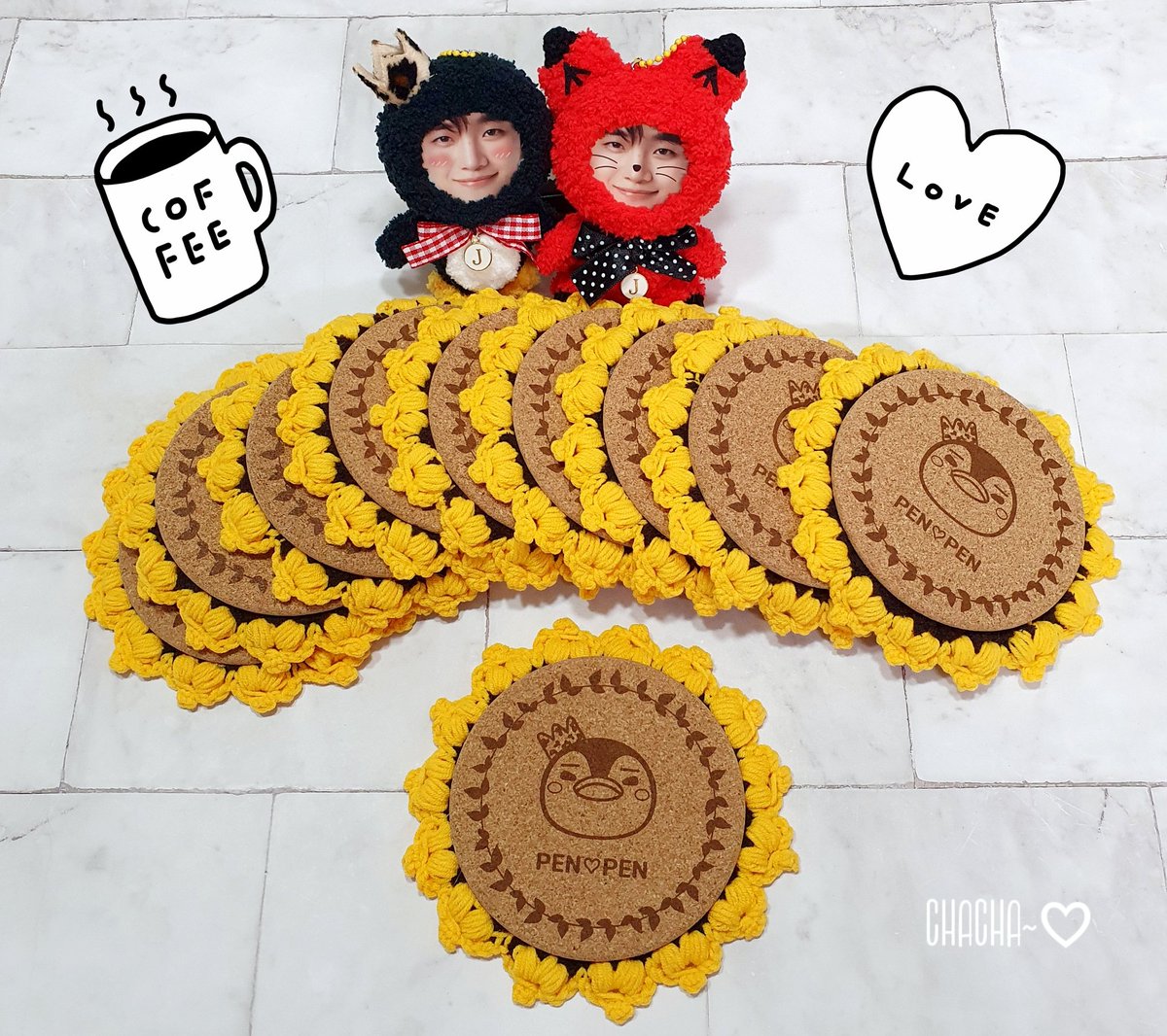 ✨️준호생파기념 나눔이벵✨️

펭펭이가 그려진 해바라기 티코스터🌻
따뜻한 차 한잔과 함께 잘 사용해주실 쌤 10분께 드려요💛☕️

📌Rt&amp; 맘찍
📌1/25일(토요일) 콘에서 현장수령 가능하신분🙋‍♀️
📌시간.장소 당일 공지(2pm이후)