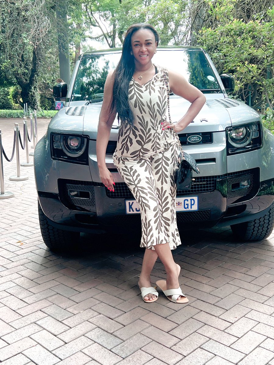 Quand je marche dans la vallée de l'ombre de la mort, Je ne crains aucun mal, car tu es avec moi ADONAÏ ….