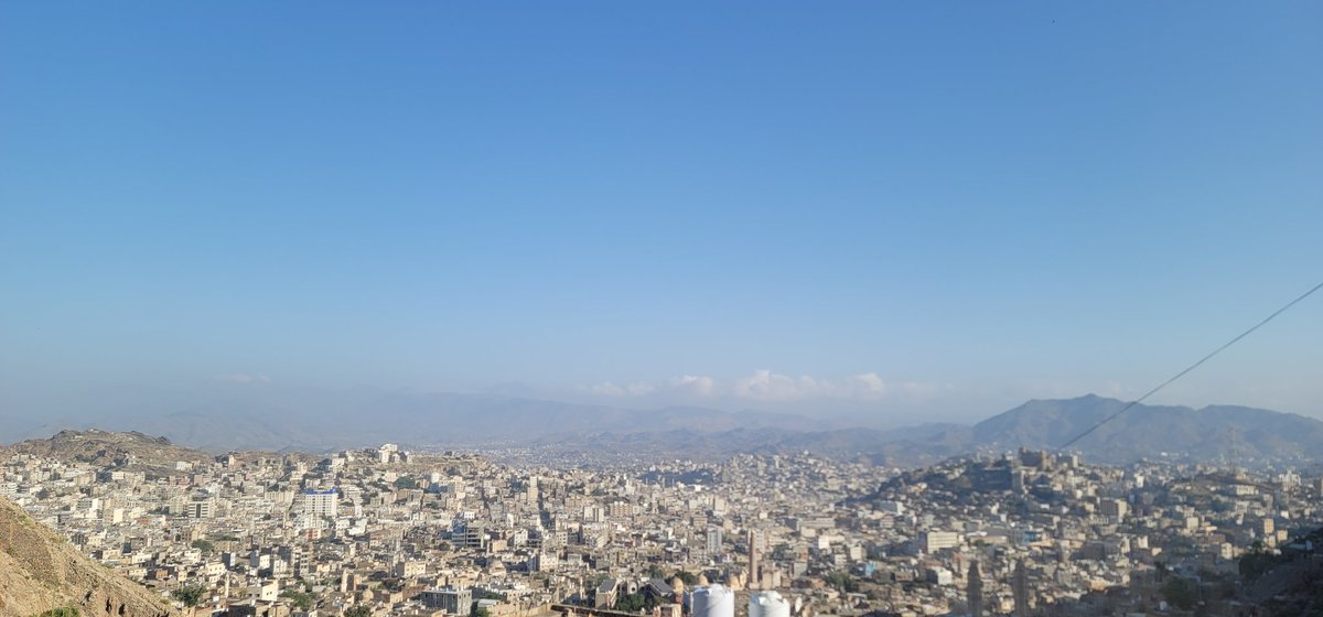 صباح الخير للوطن الذي يعيش في ظلمات البحر منذ ٥٠ عام صباح الخير للعملة التي كل يوم تنهار اكثر مما سبق صباح الخير للأسعار الذي تصعد كل يوم فوق صباح الخير  لناس الذي تطلب ان تدفع بعملة السعودي أو بما يقابلها[ايجارات مواد غذائيه 
والله تعبنا والله تعبنا من وضعنا 
وضع سيء