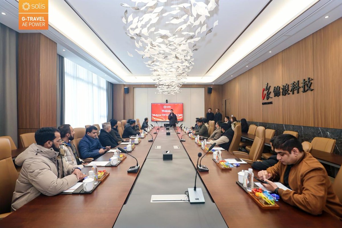 SunSolarLLP's tweet image. 🌟 𝐅𝐢𝐫𝐬𝐭 𝐃𝐚𝐲 𝐢𝐧 𝐍𝐢𝐧𝐠𝐛𝐨 𝐰𝐢𝐭𝐡 𝐆𝐢𝐧𝐥𝐨𝐧𝐠 𝐒𝐨𝐥𝐢𝐬 – 𝐀𝐧 𝐔𝐧𝐟𝐨𝐫𝐠𝐞𝐭𝐭𝐚𝐛𝐥𝐞 𝐒𝐭𝐚𝐫𝐭! 🌟

#SunSolar #GinlongSolis #NingboJourney #RenewableEnergy #SolarInnovation #CleanEnergy #GlobalCollaboration #SolarTechnology #SustainableFuture