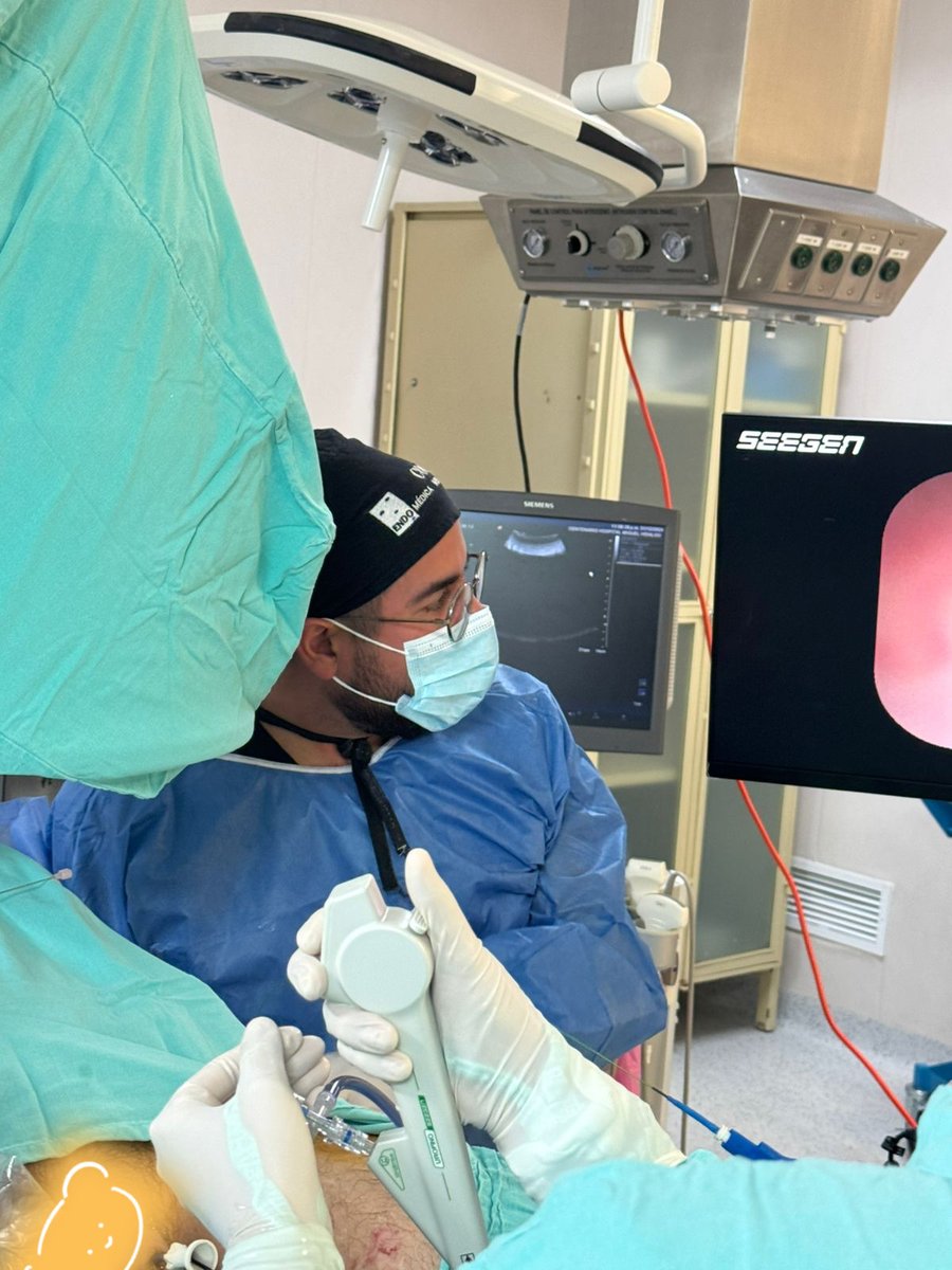 Helen_Wanghelen's tweet image. 🙌 ¡Un procedimiento exitoso con el ureteroscopio desechable #UROFINO en el #HospitalHidalgo, #Aguascalientes, #México!
Estamos emocionados de compartir el éxito de un procedimiento innovador utilizando el avanzado ureteroscopio desechable UROFINO.