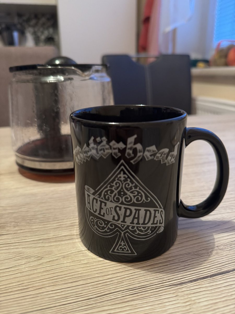 Guten Morgen, wünsche allen einen schönen Tag 🙂