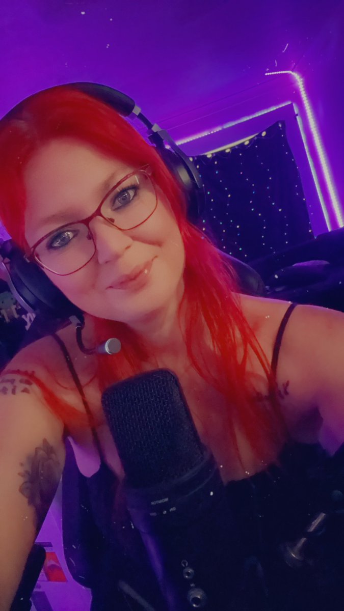 MissNightAngelx's tweet photo. She’s back!!! Let’s have some fun!! With @StreamRaiders and vibes! #twitch #ctvpartnerpush #vibes #love https://t.co/yCXbzntC4J