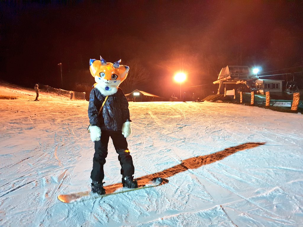 즐겁고 안전한 케모스키를 위해 최선을 다하겠습니다! 문의 사항은 DM 부탁드리겠습니다🙏