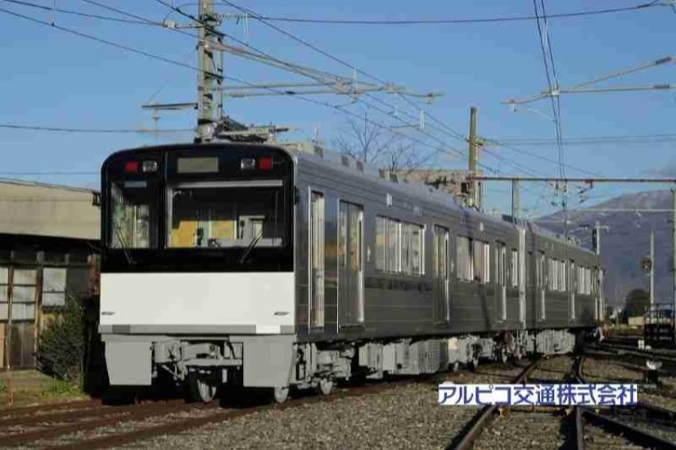 渕東なぎさ【アルピコ交通公式】上高地線イメージキャラクター