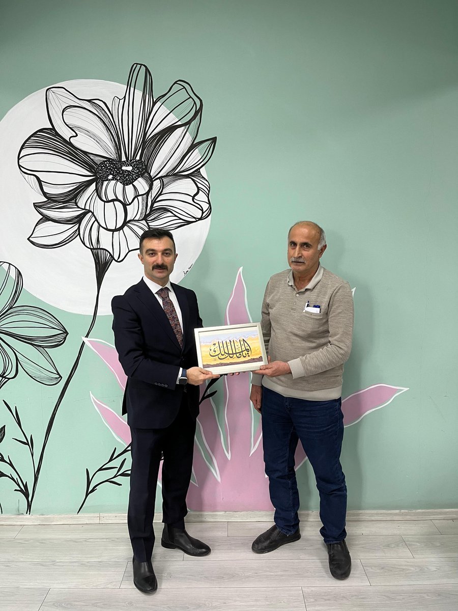 taraklimem's tweet photo. İlçemizdeki görev süresi sona eren Kaymakamımız Sn. Burak SERTTAŞ, Belediye Başkanımız Sn. İbrahim PİLAVCI ve İlçe Milli Eğitim Müdürümüz Raşit ŞAHİN ile beraber Taraklı ÇPAL’ye veda ziyaretinde bulundu.

@tcmeb
@Yusuf__Tekin
@dogan_rahmi
@sakaryamem
@coskunbakirtas
@BSerttas25 https://t.co/4dbKIgkHHb