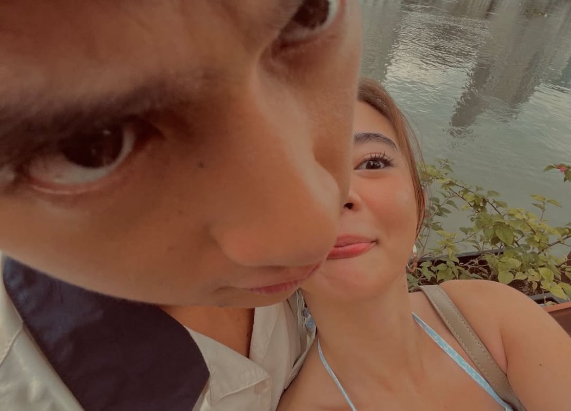 kowalerts's tweet photo. JMFYANG MV OUT NOW MAMAYA NA! 💛🐚

#WhereverYouAreMV
#RegineAndJMFyangMV #JmFyang https://t.co/rsmUrWxEM1