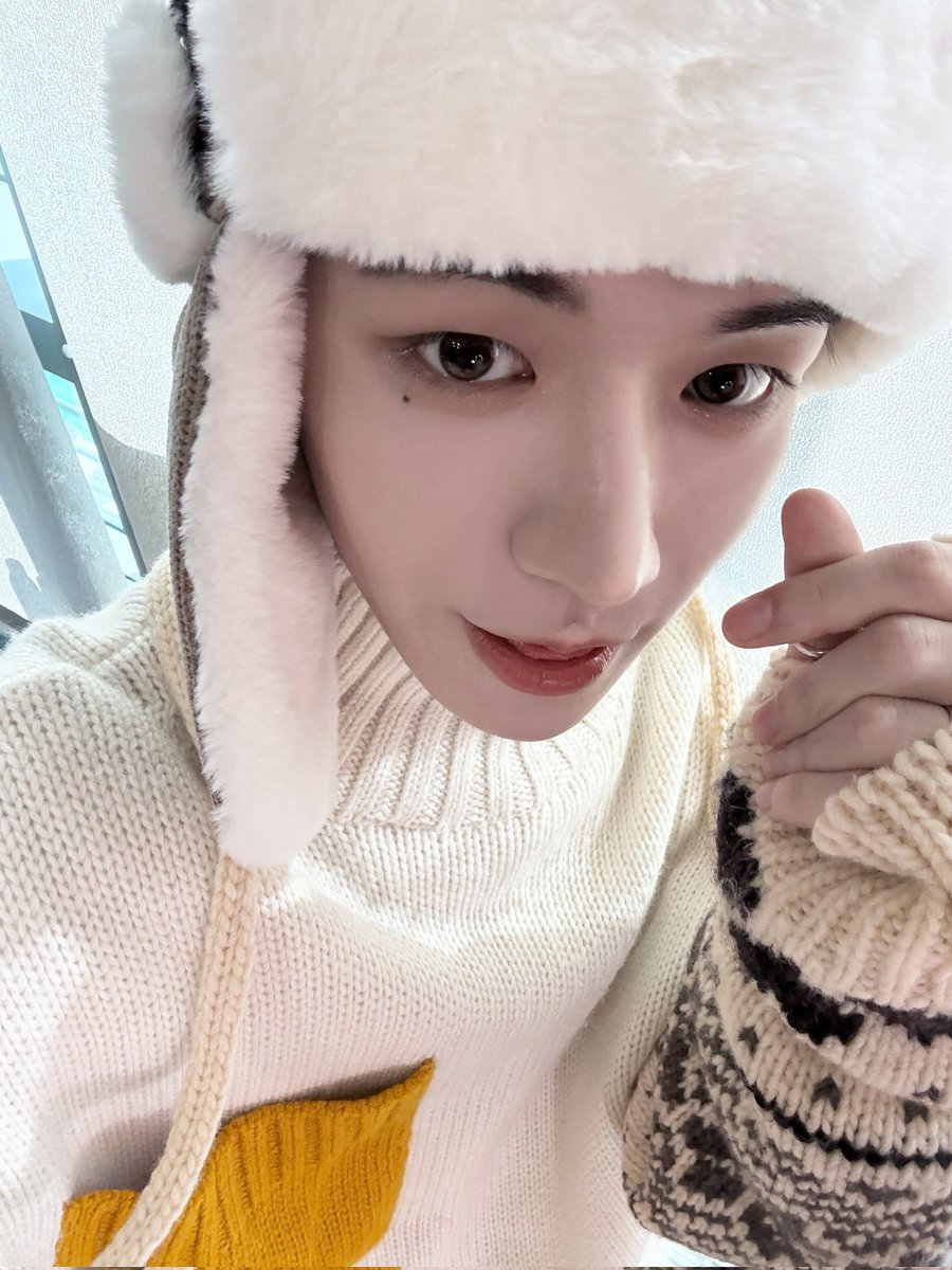 BOYNEXTDOORNEWS's tweet photo. [PHOTO] 250115 — RIWOO Weverse update 

#BOYNEXTDOOR #보이넥스트도어 https://t.co/3vOzcBGEQc