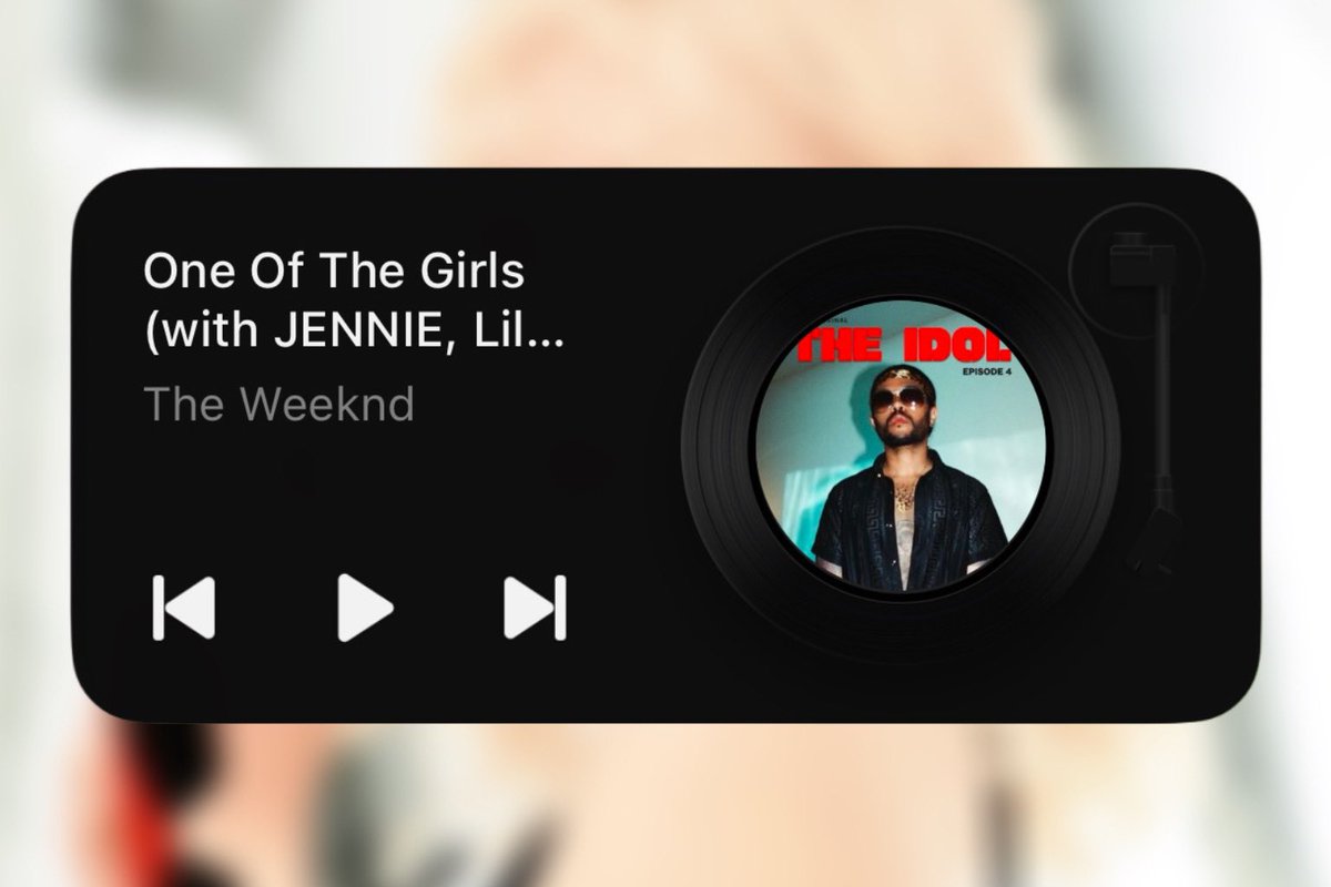 Iiaisoned's tweet image. ⠀ ⠀ 

             ⠀⠀   major main girl syndrome.

⠀