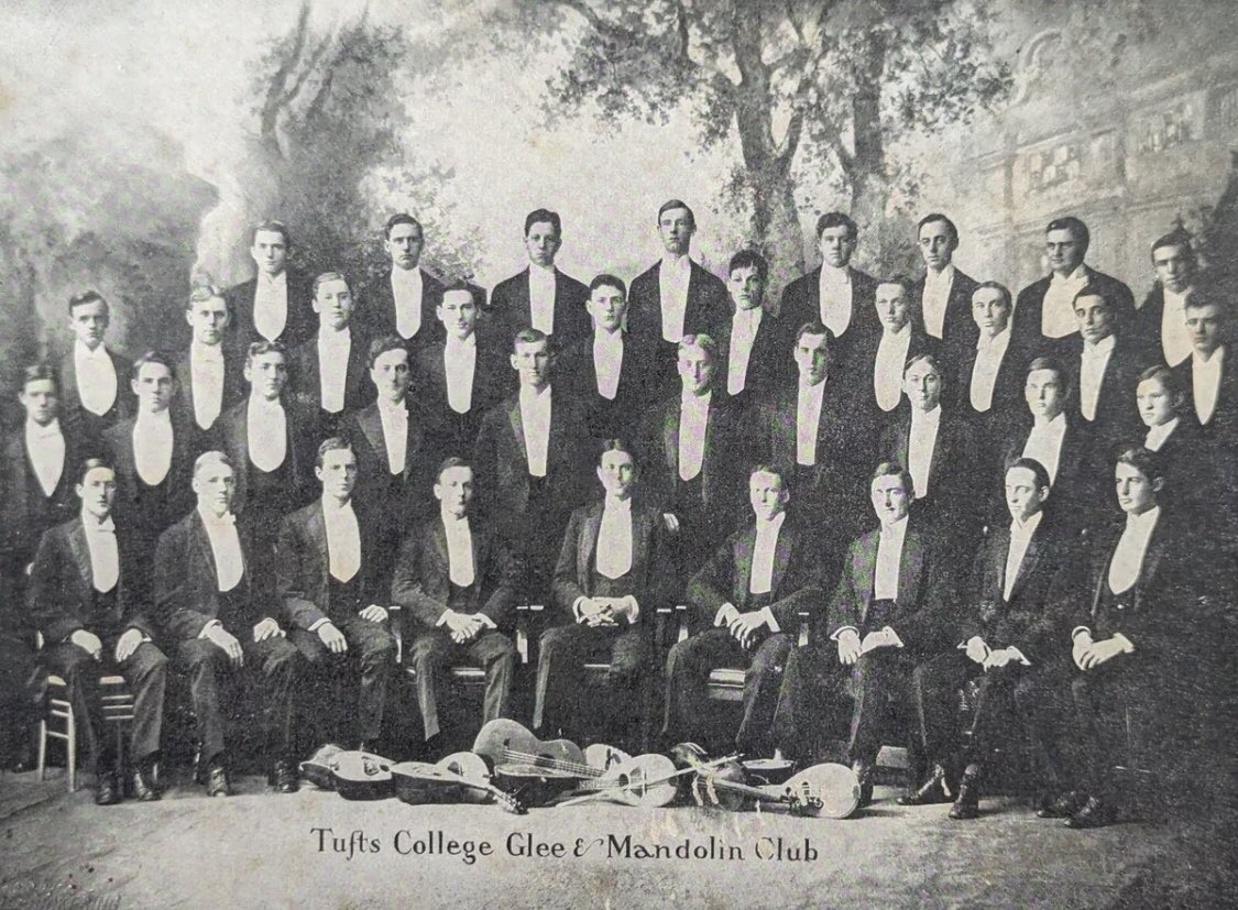 Miletti - Mandolin’s Art
galleriamiletti.it 👈

#collezionemandolino #galleriamiletti #mandolino  #napoli #culturacampania #musicabarocca #mandolin #mandoline #mandolinist #mandolinista #orchestramandolino #mandolinobarocco #campaniadavivere #mandolinonapoletano #miletti