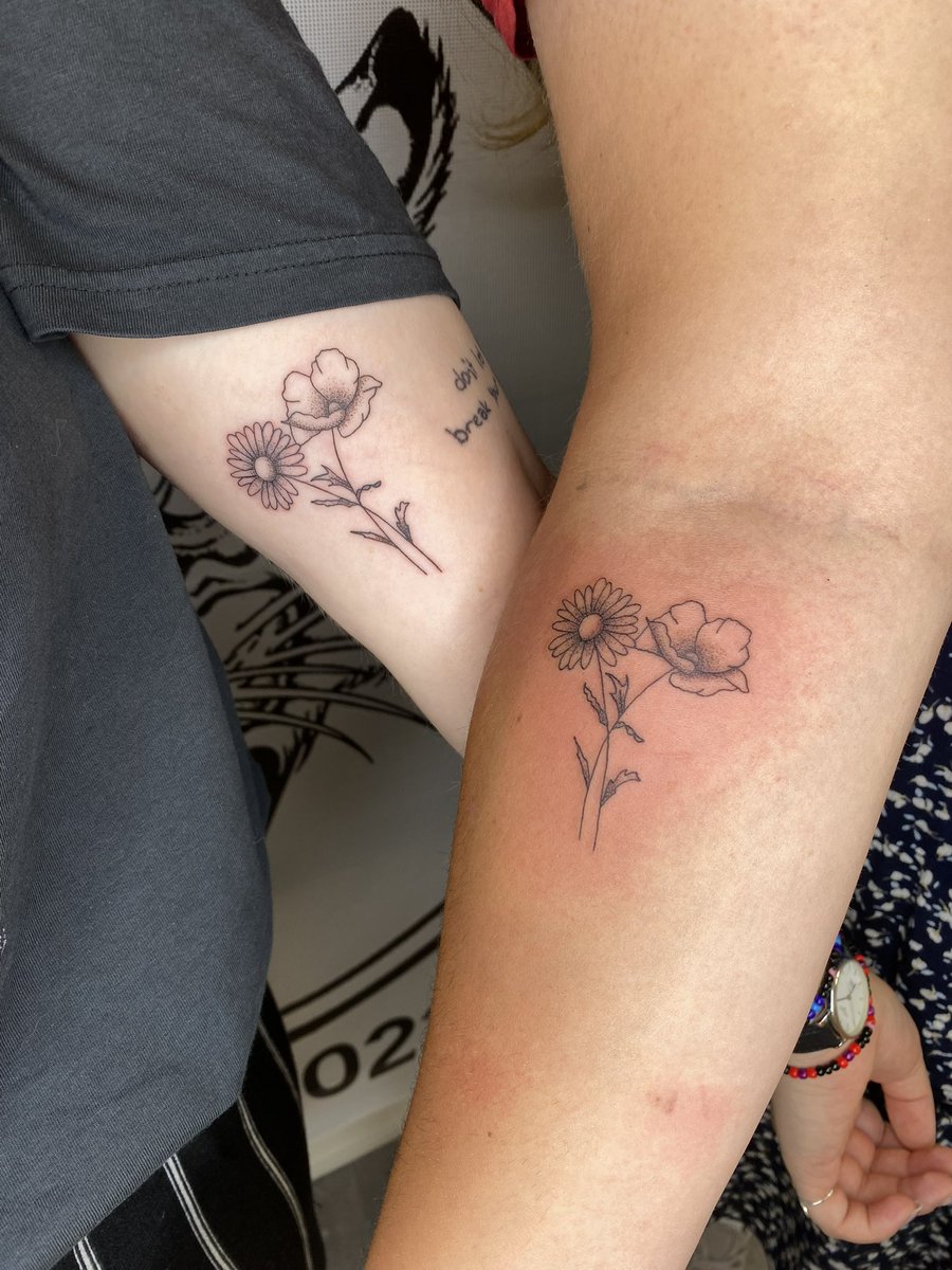 AmusingPips's tweet photo. yes and she is my best and closest friend! we had our 10 year anniversary last summer where we got matching tattoos 🥹🥹 https://t.co/8LdmyL3ioE