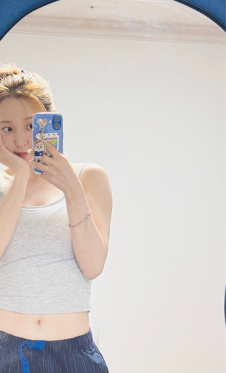 frommbyul's tweet image. [250115] 🐹💌