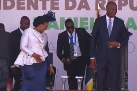 PDecide23's tweet photo. Inauguration Ceremony

Daniel Chapo's inauguration ceremony  is taking place today in Maputo City, in Independence Square.
On the other hand, Maputo's neighborhoods have recorded deaths, bringing the number of demonstrations to 303.

#MozambiqueElections
#MozambiqueProtests https://t.co/6u0gY7Oq3s
