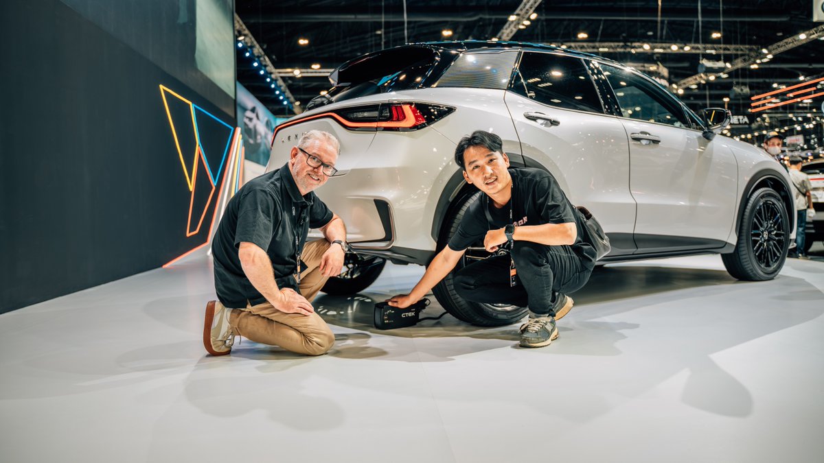 ctekcharging's tweet photo. Dive into the highlights from the APAC Conference and Thailand Motor Show! 🌏✨ A huge thank you to our partner Sokha Seang for incredible moments and collaborations! 🙌
#CTEK #AdvanAuto #CTEKCambodia #APACConference #SokhaSeang https://t.co/JwlNWJburO