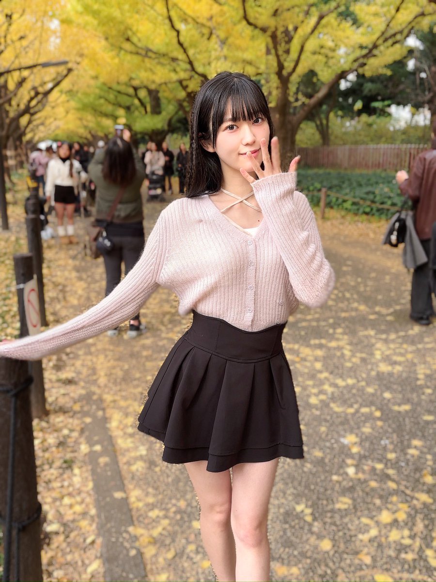 お疲れ様〰️ こんなに大きくなりました🫶💕︎︎ 一緒に紅葉狩りしよっ