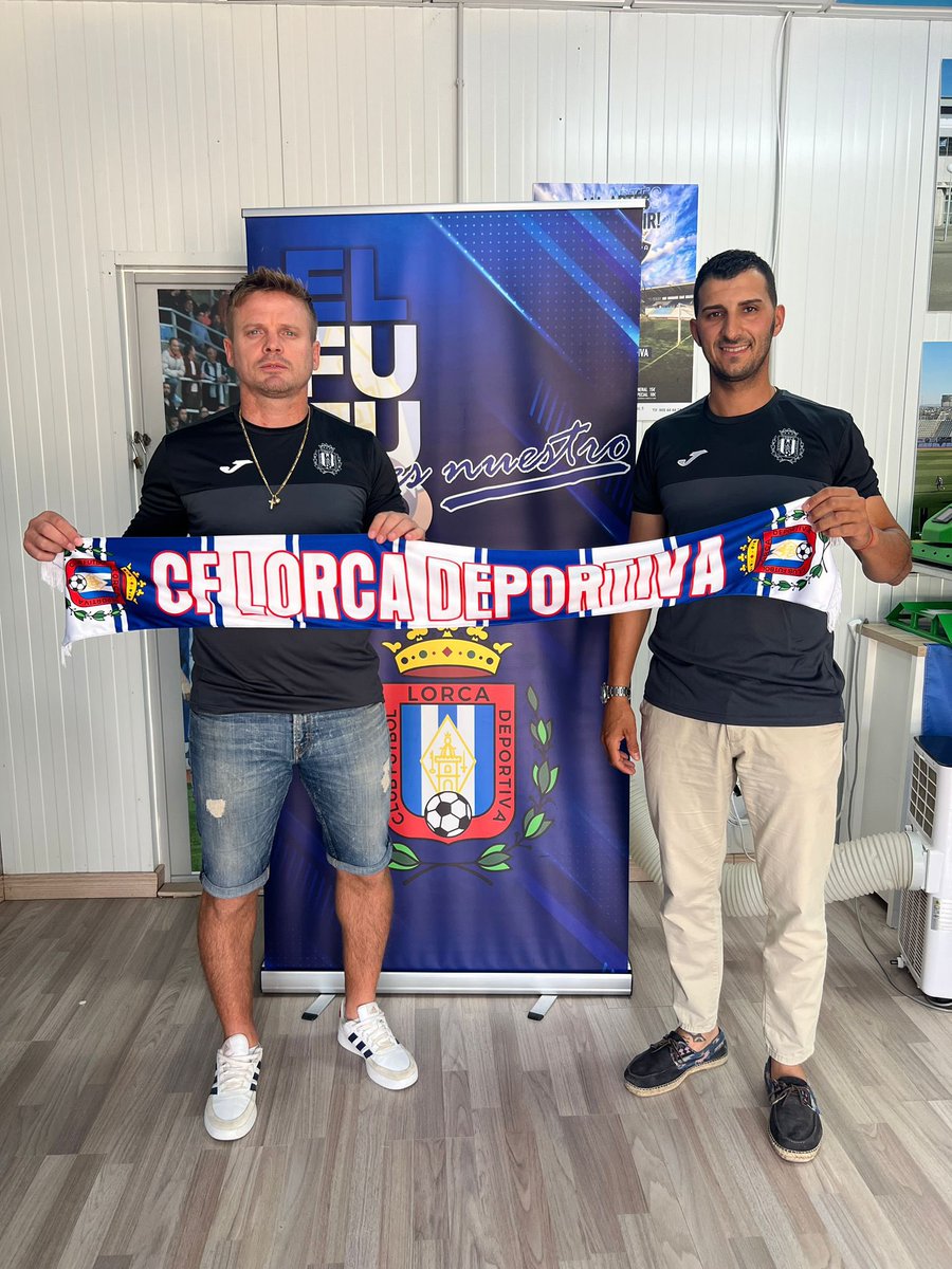 danielito_14's tweet image. Gracias a toda la familia del @LorcaDeportivaB  por este año y medio de aprendizaje . Desde este momento se suma un hincha que os seguirá de cerca .  
No me cabe la menor duda de que este grupo de jugadores  conseguirá el objetivo . Y recuerden ,  Mente fría , ♥️ caliente. 🫂😔