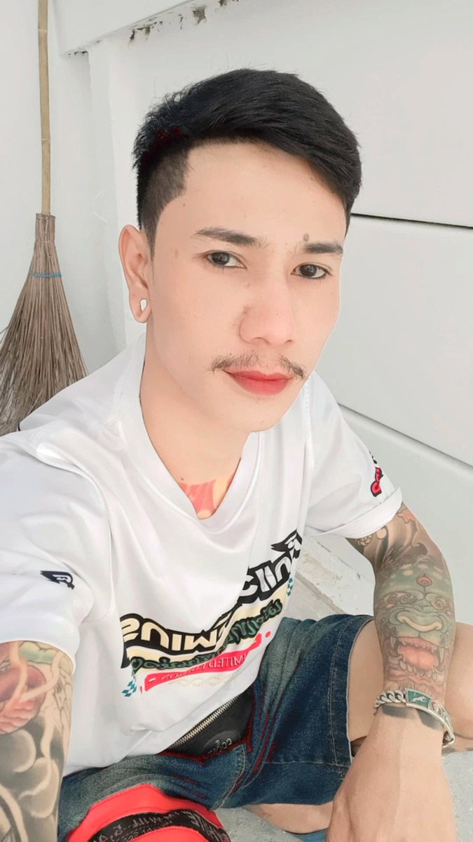 pop06110's tweet photo. เหงาจัง #พัทยา https://t.co/oZAvNbOt3N
