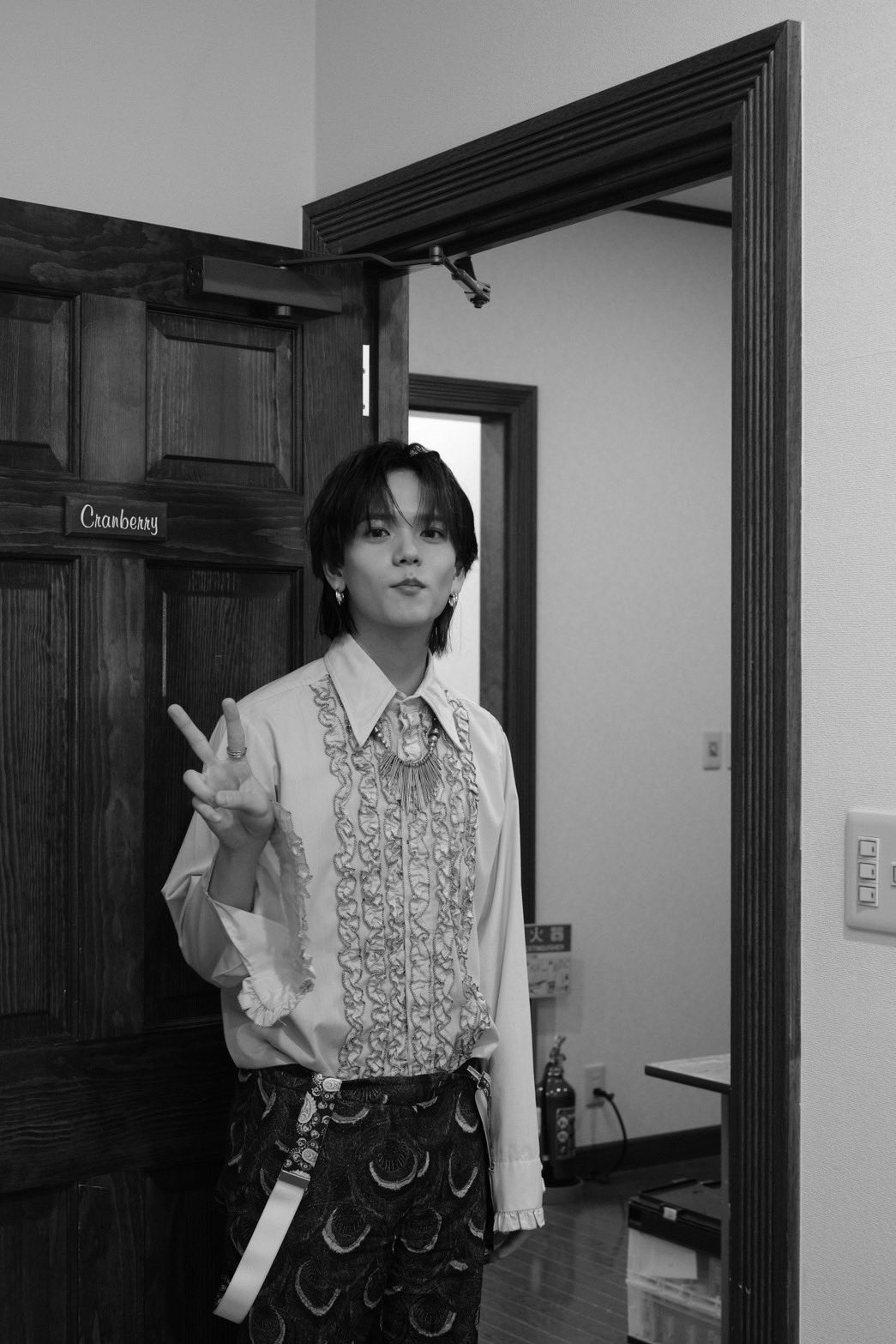 中島颯太1st写真集 そた本【@Loppi・HMV限定カバー版】 : 中島