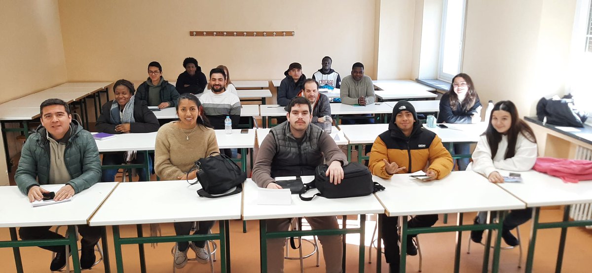 MontesUPM's tweet photo. Cursos de formación para el desempleo en sector forestal y energético en @MontesUPM desde el proyecto europeo #Green_at_You de la mano de @udoeupm #treennova desde enero a junio 2025 https://t.co/s9GA3YhBV8
